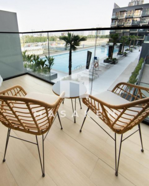 Spacious 1 Bedroom In Jvc W Balcony & Pool View